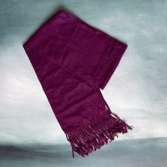 Capchatex Burgundy Alpaca Scarf - Picture 2 of 6